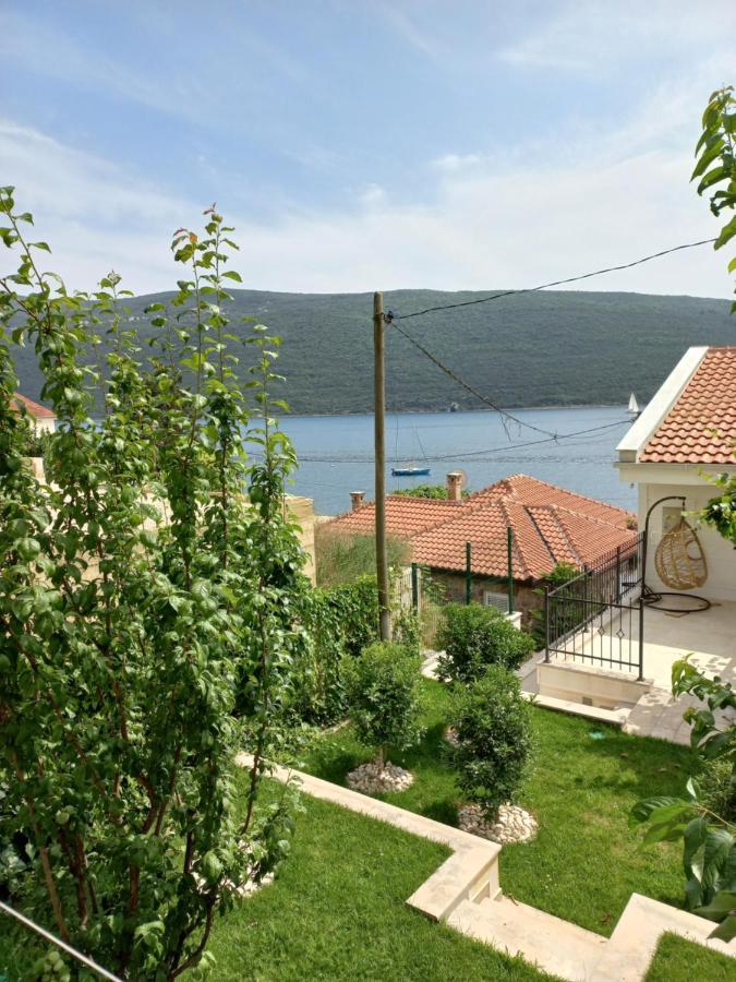Villa Angelina Кумбор Екстер'єр фото